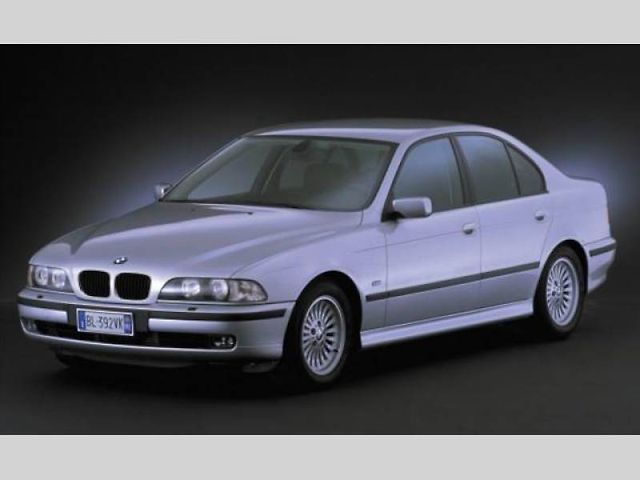 ZKUŠENOSTI UŽIVATELE: BMW Řada 5 528i