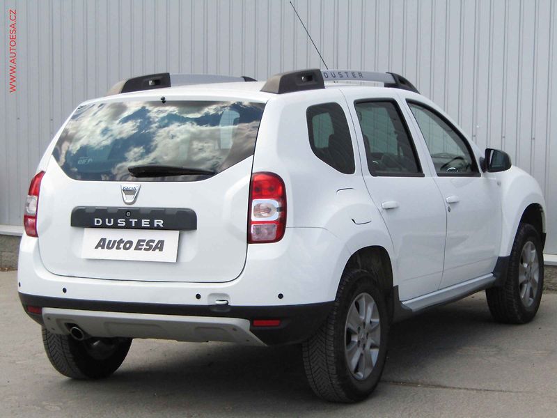Dacia Duster (2016) 1.6 SCe, ČR, servis.kniha, AC - fotka 4 z 14