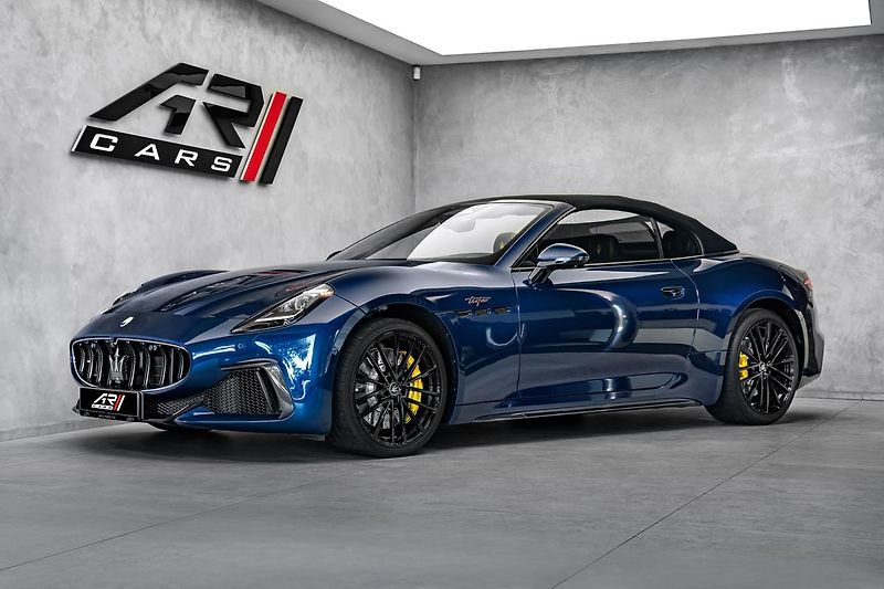 Maserati GranCabrio Trofeo - fotka 2 z 32