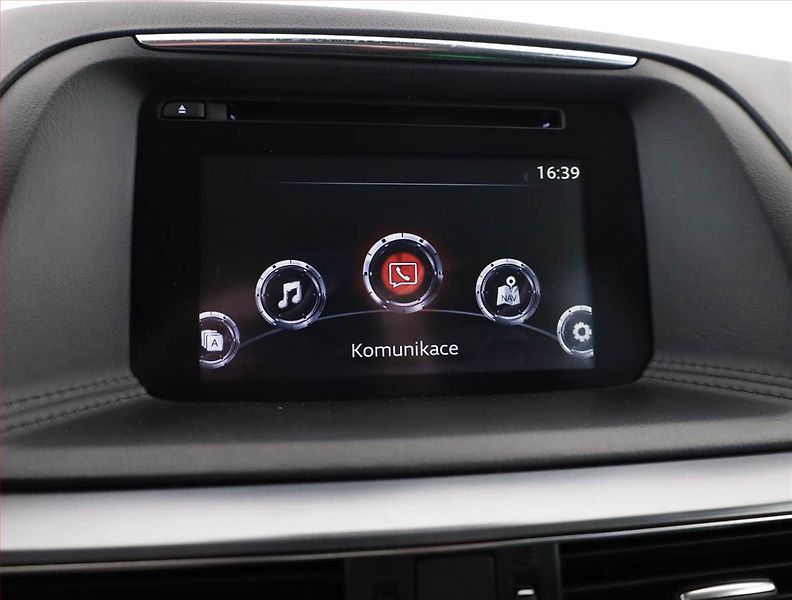 Mazda CX-5 (2016) 2.0 Skyactiv-G, 4X4 - fotka 17 z 19