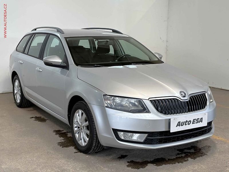 Škoda Octavia (2015) 1.6 TDi, ČR, AC, temp. - fotografie inzerátu