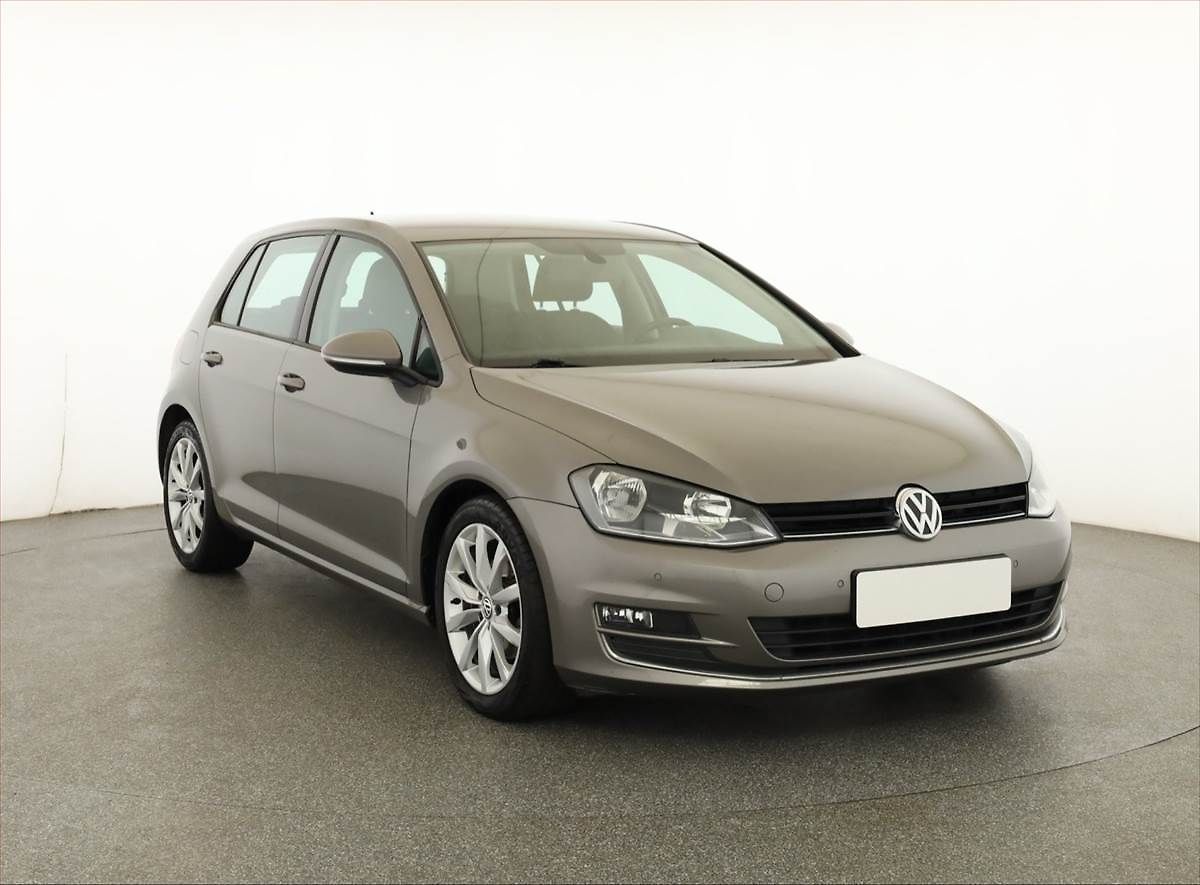 Volkswagen Golf Comfortline 1.6 TDI, Navi