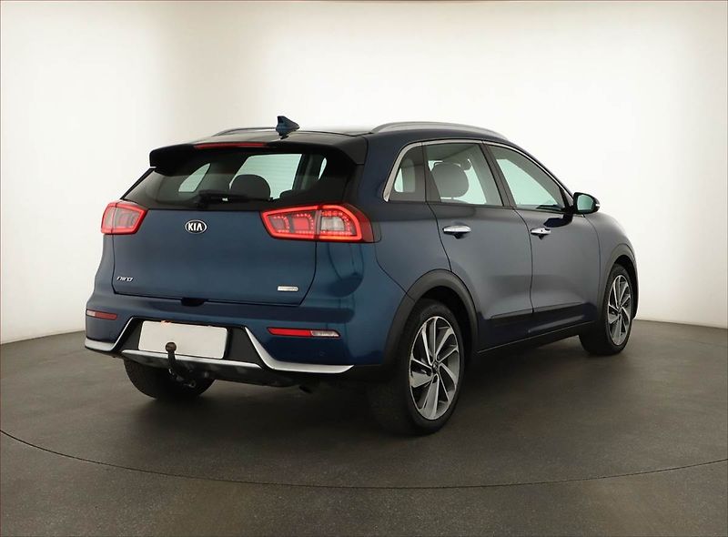 Kia Niro (2017) Hybrid, Automat, Serv.kniha - fotka 5 z 18