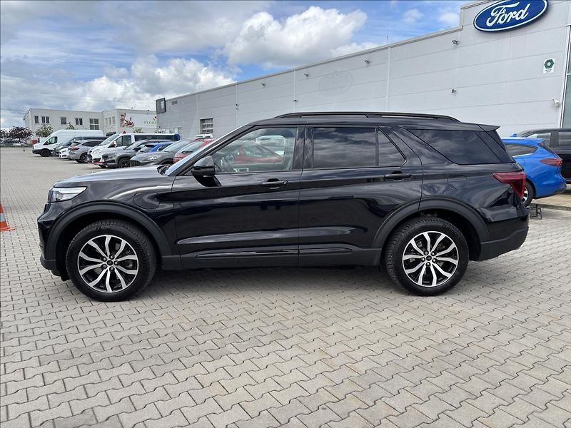 Ford Explorer 3,0 PHEV 336kW ST-Line AWD DPH - fotka 2 z 52
