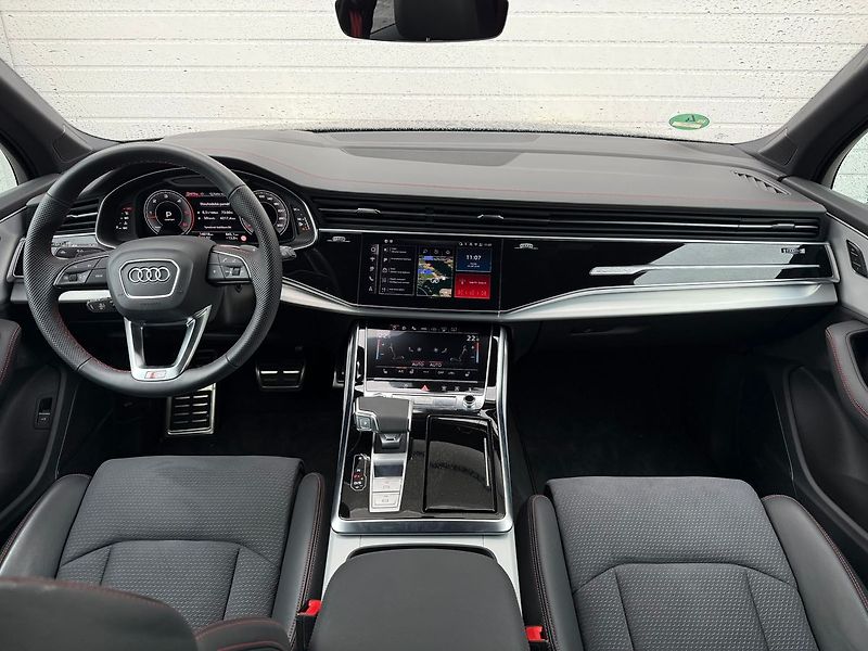 Audi Q7 3.0TDI 210kW S-line 7m ZÁRUKA - fotka 5 z 22