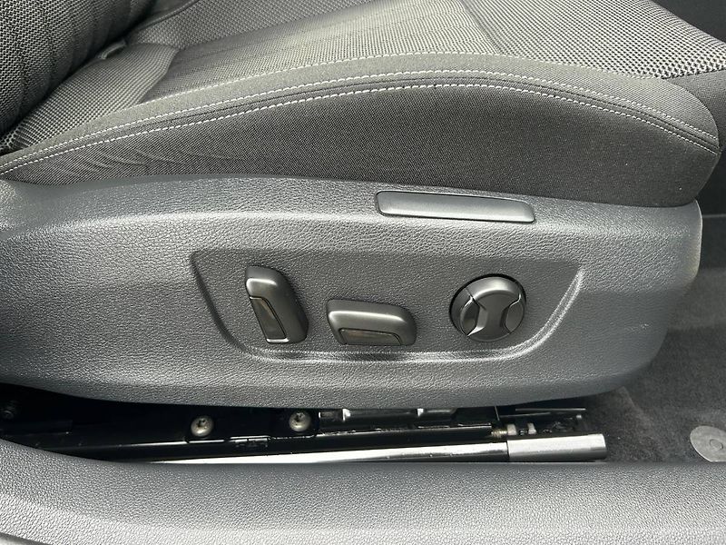 Škoda Superb (2023) 2.0 TDI 110kW Tažné Panorama - fotka 9 z 35