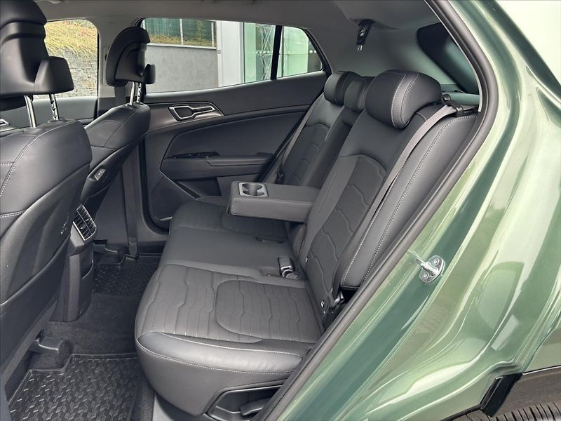 Kia Sportage 1,6 i 132kW AT 4x4 TOP ZÁRUKA - fotka 12 z 49