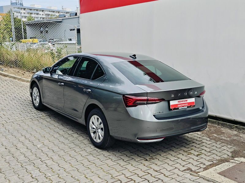 Škoda Octavia (2025) 1,5 TSI 110 kW Selection - fotka 8 z 40
