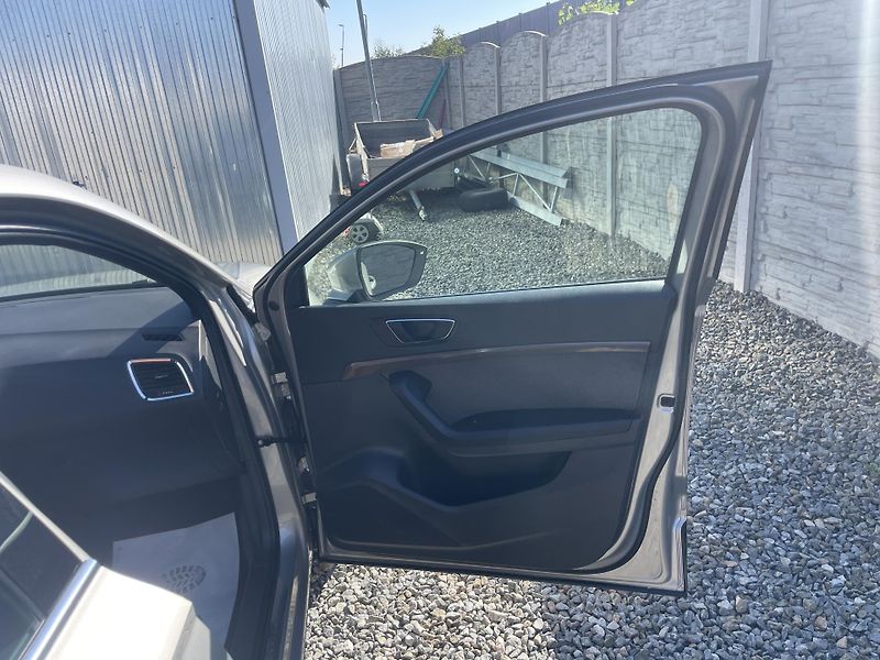 Seat Ateca 2.0TDi 190PS 4x4 DSG F1 LED 1A - fotka 134 z 173