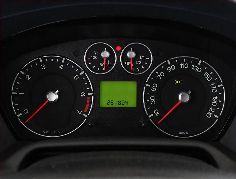 Ford Fusion (2010) 1.4, po STK, Tažné, dobrý stav - fotka 8 z 16
