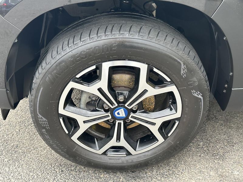 Dacia Duster (2021) 1.0/74kW+LPG*4x2* 1.Maj.*NAVI  - fotka 38 z 41