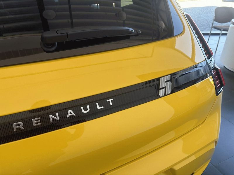 Renault 5 E-TECH (2026) Techno 150k comfort range - fotka 20 z 28