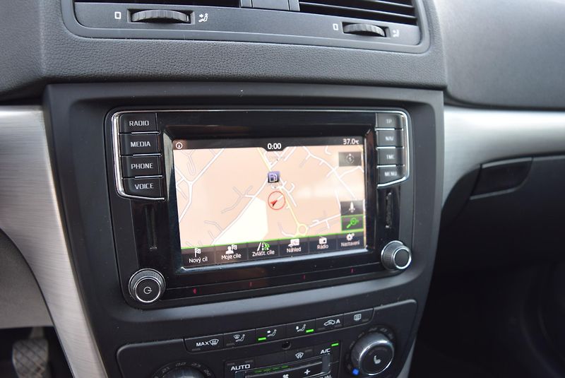 Škoda Yeti (2017) 1.4TSI 92kw AMBITION TAŽ NAVI  - fotka 23 z 41