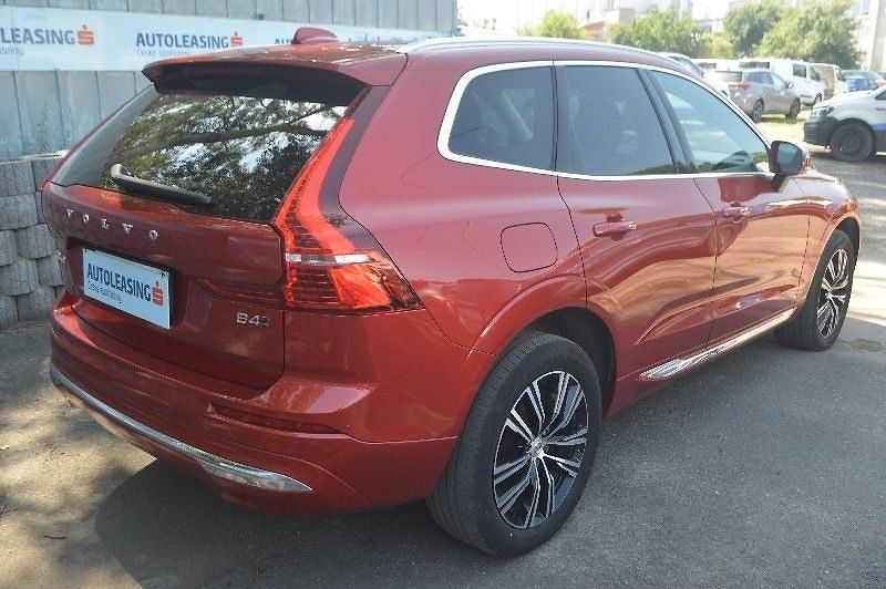 Volvo XC60 D4 AWD 2.4 INSCRIPTION (automa - fotka 27 z 28