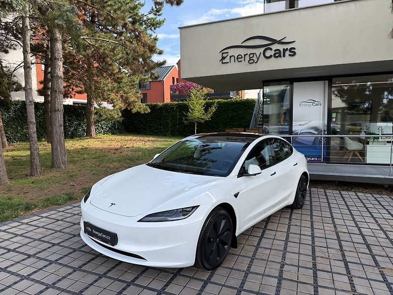 Tesla Model 3 Standart Range Premium / Tažné - fotografie inzerátu