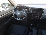 Mitsubishi Outlander (2016) Intense 2.0, ČR,1.maj - náhled 7