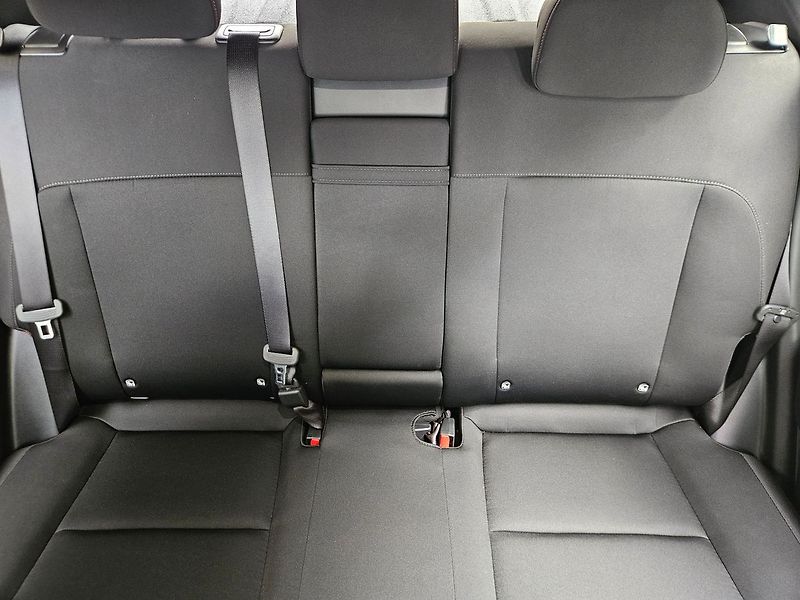 Hyundai Kona 1.6T-GDi 4x4 DCT N-Line,serv.k - fotka 29 z 35