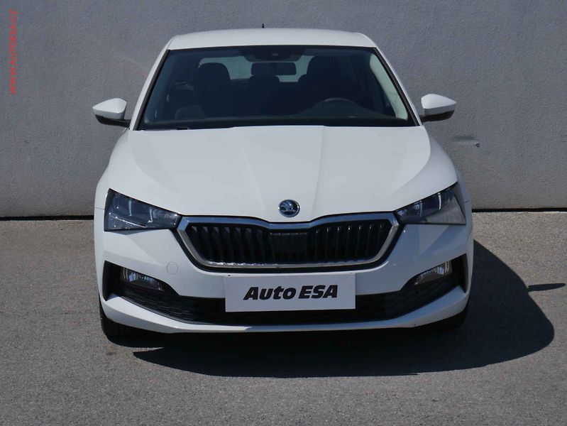 Škoda Scala (2019) 1.6TDi, ČR, Ambition - fotka 2 z 14