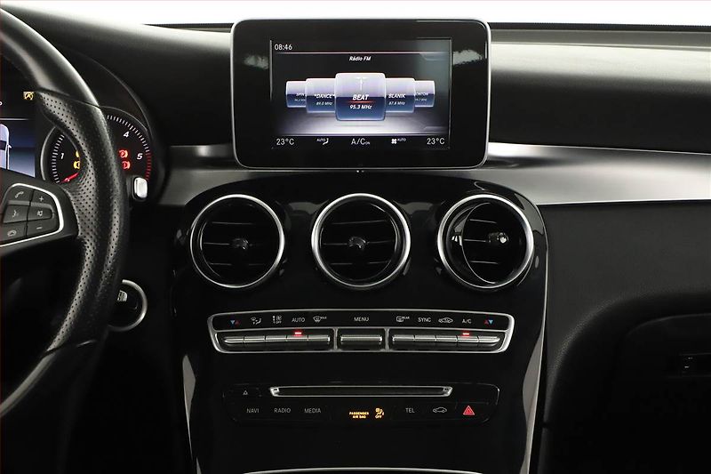 Mercedes-Benz GLC (2017) 220 d 4MATIC - fotka 11 z 20