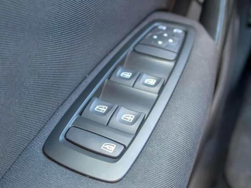 Renault Mégane (2020) 1.4i 75KW - zelená VALENCIA - fotka 30 z 45