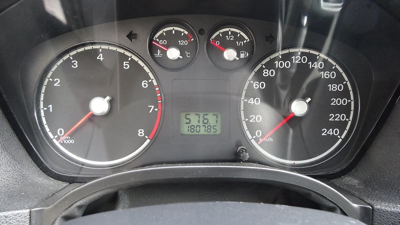 Ford Focus Kombi 1.6i 74kW LPG Taž.zař. - fotka 9 z 18