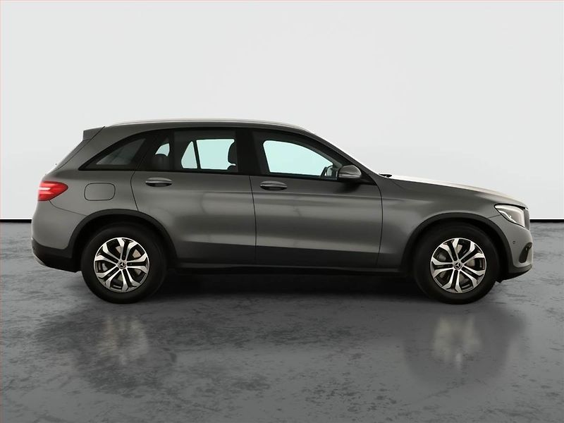 Mercedes-Benz GLC (2017) 220 d 4MATIC - fotka 6 z 21