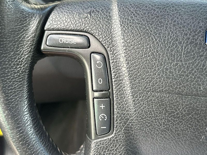 Volvo XC70 (2006) 2.4 D5 AWD Cross Country - fotka 17 z 27
