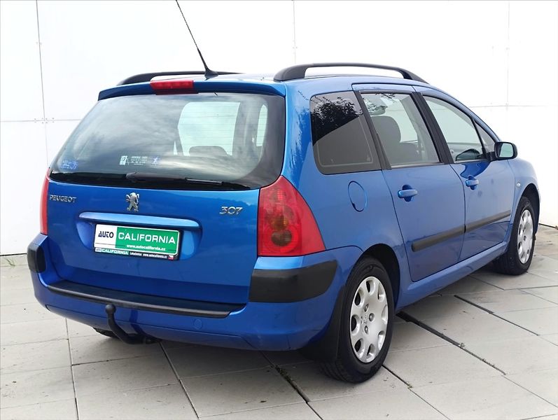 Peugeot 307 1,6 i Aut.klima Tažné zařízení - fotka 7 z 27