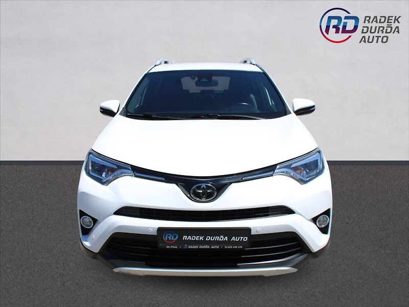 Toyota RAV4 2,0 D-4D  NOVÉ V ČR,TAŽNÉ - fotka 2 z 33