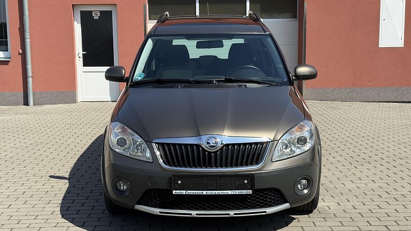 Škoda Roomster 1.2TSi*63kW*SCOUT*STYLE*PĚKNÝ* - fotka 8 z 23