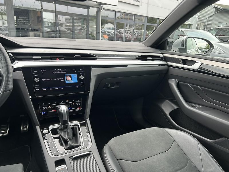 Volkswagen Arteon Shooting Brake 2.0TDI 110kW DSG R-LINE - fotka 18 z 25