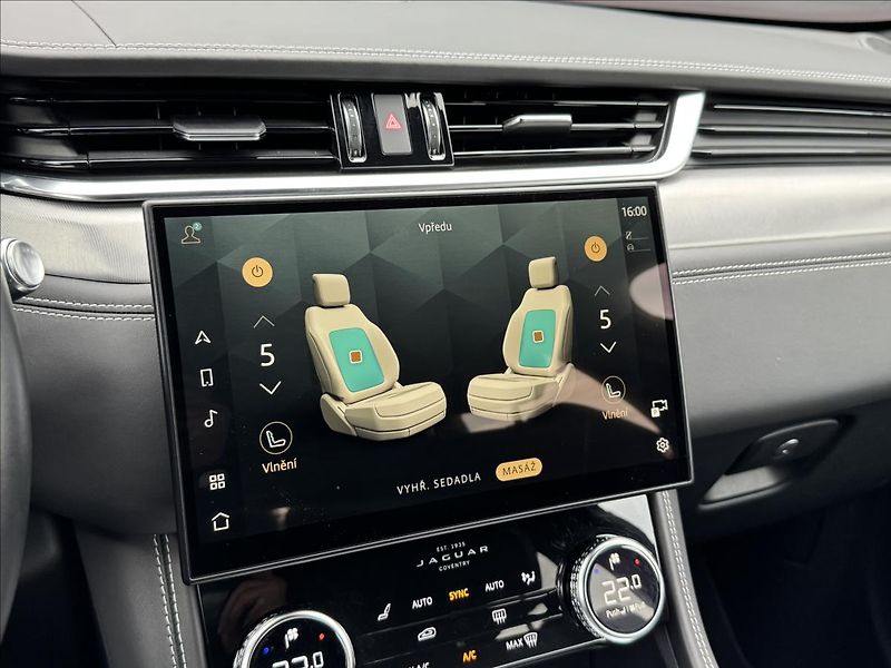 Jaguar F-Pace 3,0 P400 R-Dynamic SE AWD AT - fotka 24 z 31