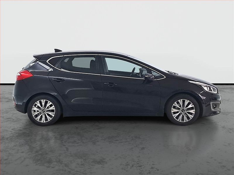 Kia Ceed (2017) 1.6 GDI, ČR,1.maj, Serv.kniha - fotka 6 z 17