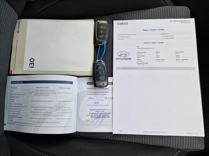 Hyundai i30 1.6 CRDi Comfort,ČR,1.Majitel - fotka 46 z 49