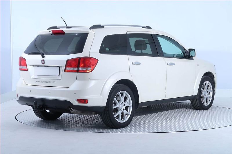 Fiat Freemont (2013) 2.0 MultiJet, 4X4, Automat - fotka 5 z 26