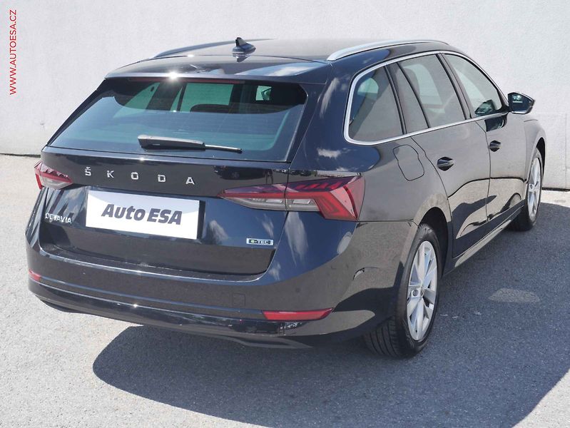 Škoda Octavia (2023) 1.5TSi, ČR, Style, DSG - fotka 4 z 15