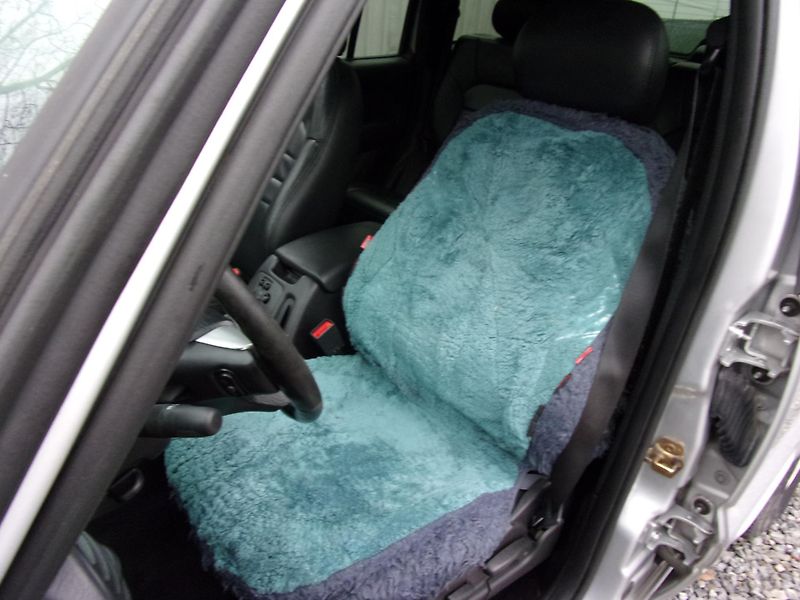Jeep Cherokee (2004) 2.5 CRD 105kW 4X4  BEZ KOROZE - fotka 14 z 23