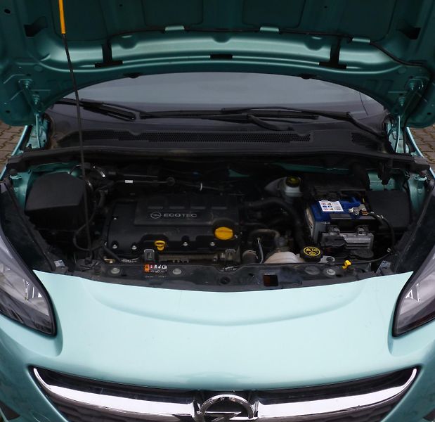 Opel Corsa 1.4 /66kWCZ AUTOMATIZOV. PŘEV. - fotka 17 z 19