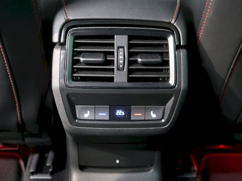 Škoda Kodiaq (2022) RS 2.0TSI 180KW 4x4 DSG TAŽNÉ - fotka 41 z 46