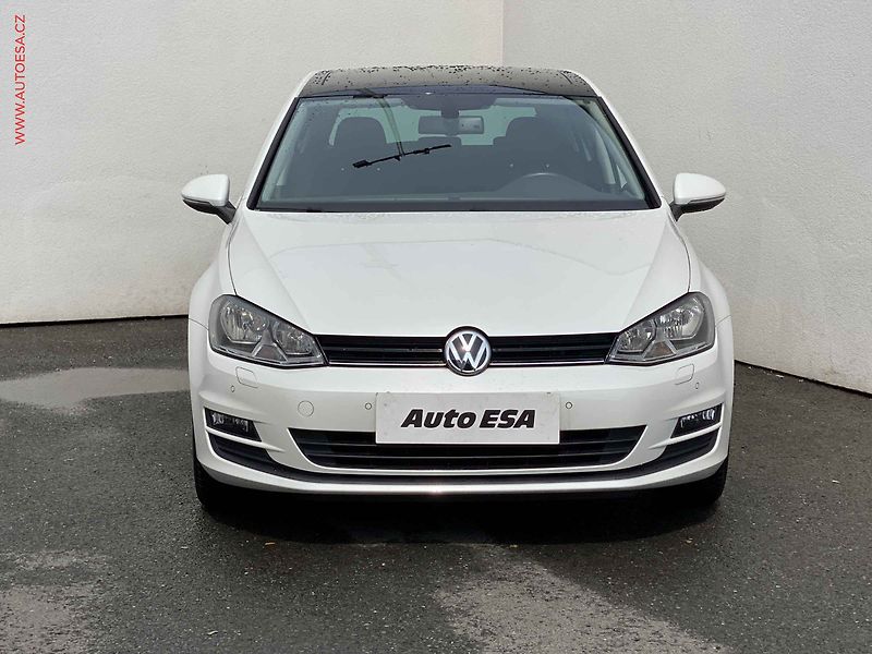 Volkswagen Golf (2015) 1.4 TSi, CUP, panor, TZ - fotka 2 z 17
