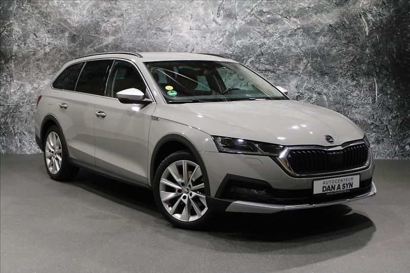 Škoda Octavia 2,0 TDI Scout 4x4 DSG 1.majite - fotka 2 z 40