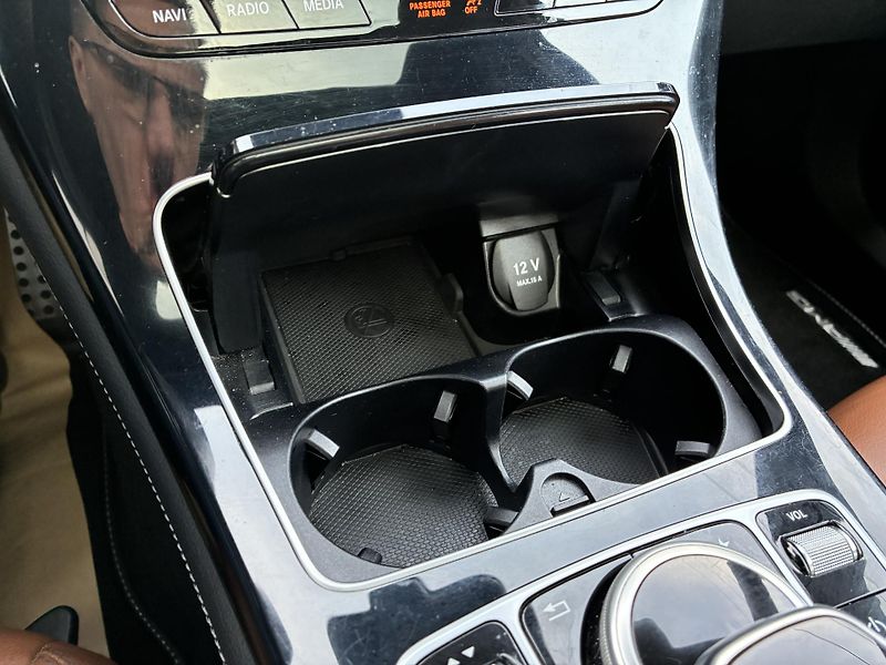 Mercedes-Benz GLC 43-AMG3.0-V6 270kW REZERVACE - fotka 33 z 36