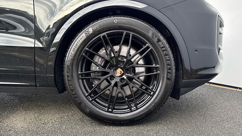 Porsche Cayenne E Hybrid Coupé - fotka 10 z 30