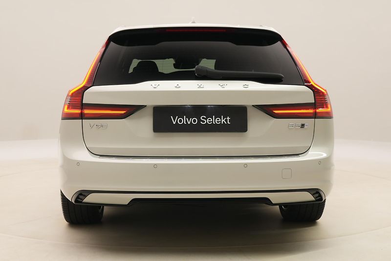 Volvo V90 B5 AWD R-DESIGN AUT CZ - fotka 12 z 53