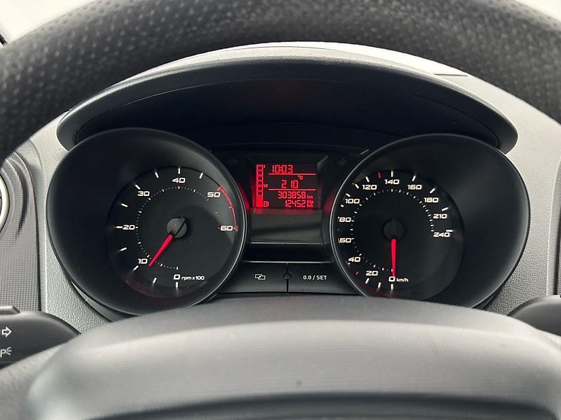 Seat Ibiza Reference - fotka 11 z 27