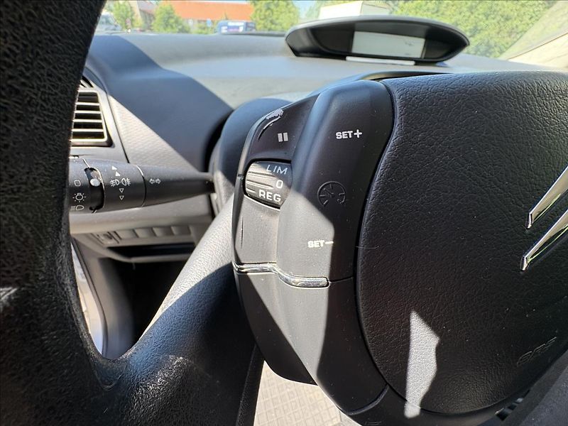 Citroën C4 1,4 i 65kW CZ,Klima,Orig.Km ! - fotka 6 z 21