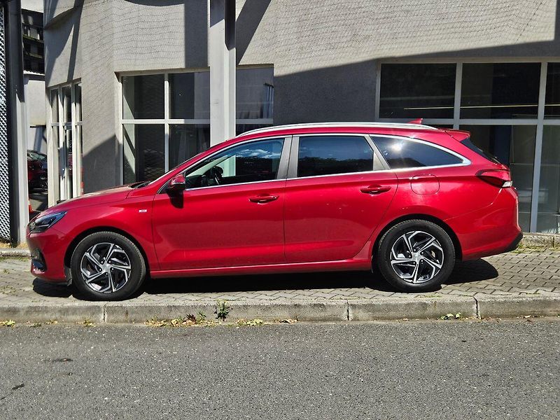 Hyundai i30 1,5 T-GDi 118kW,Smart,ČR,1.maj - fotka 2 z 35