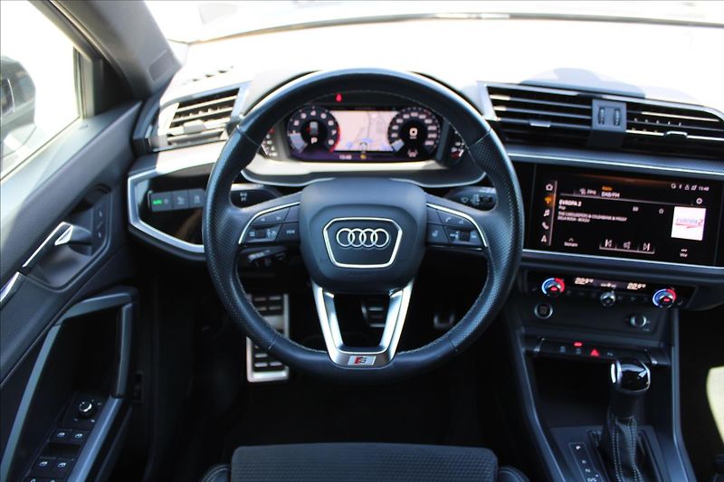 Audi Q3 2,0 TFSI  DPH,A/T,4x4,S-LINE - fotka 11 z 35
