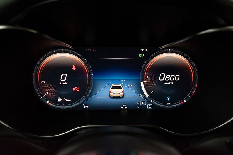 Mercedes-Benz GLC 220d AMG*4MATIC*AIRMATIC*DPH* - fotka 23 z 43