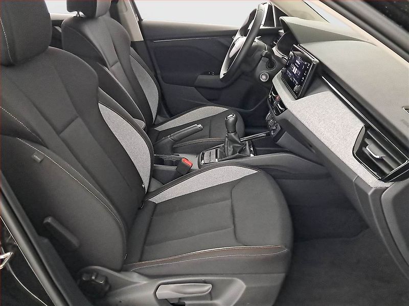 Škoda Scala (2025) Selection 1.0 TSI - fotka 9 z 16